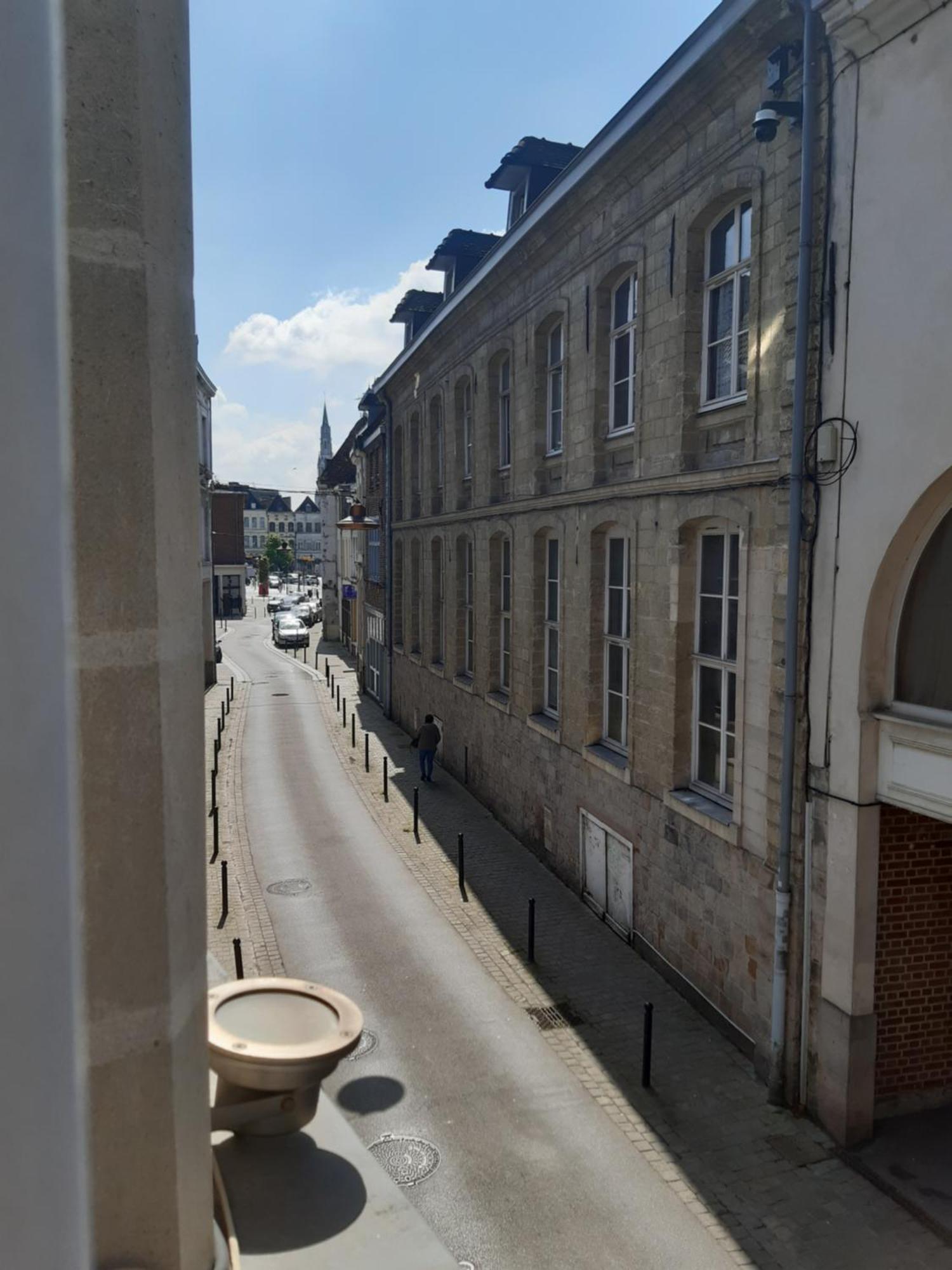 Spacieux Et Cosy Duplex Centre Historique - 2 Chambres - Transport Facile Valenciennes Extérieur photo